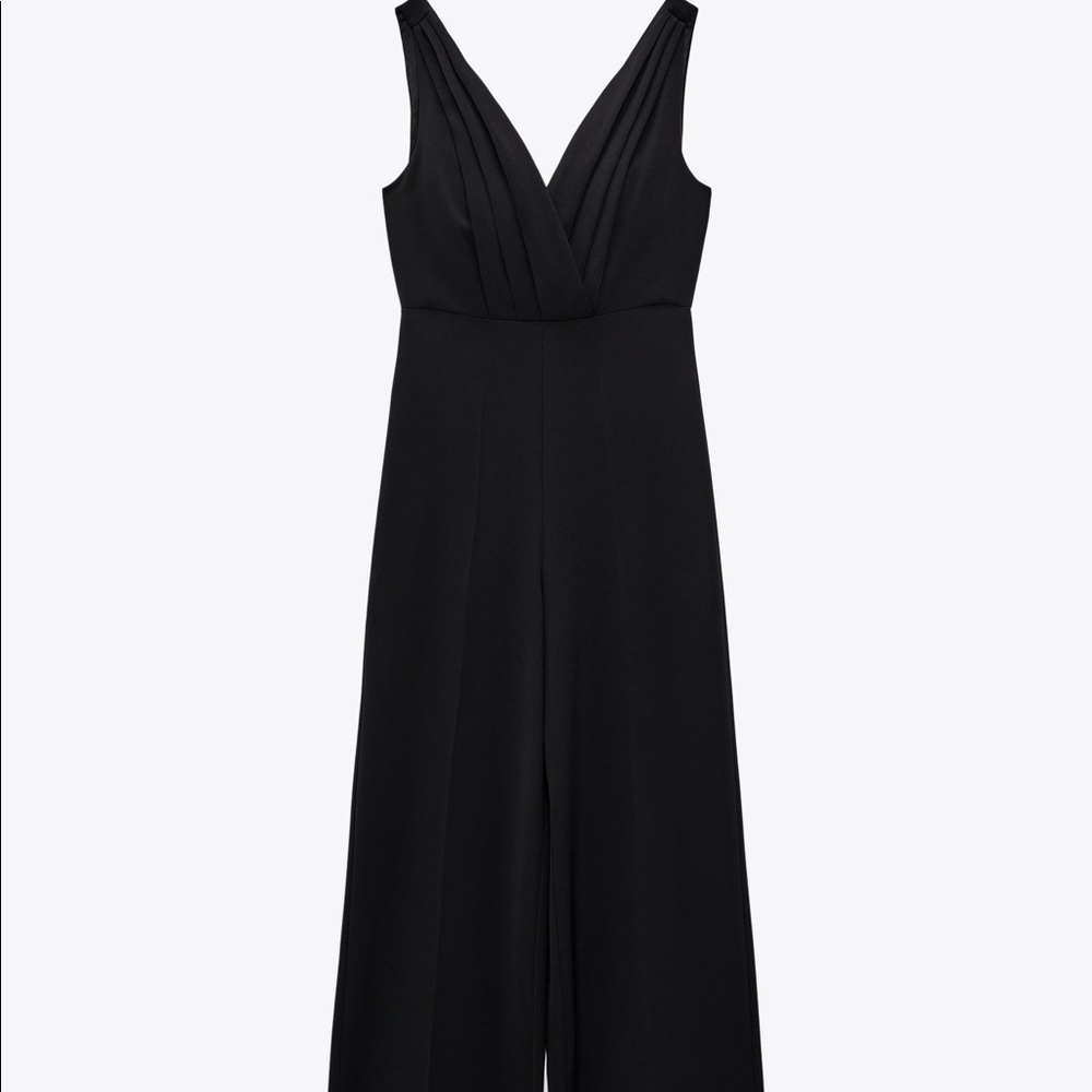 ZARA PLEATED WIDE LEG JUMPSUIT
BLACK